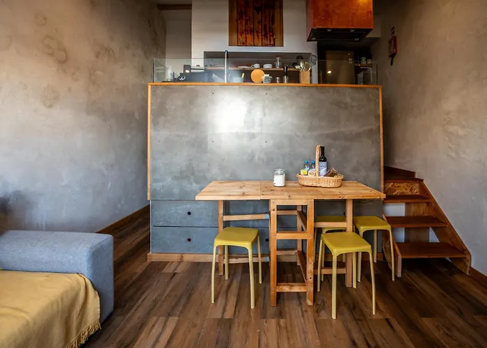 Knock Knock Iii Apartment